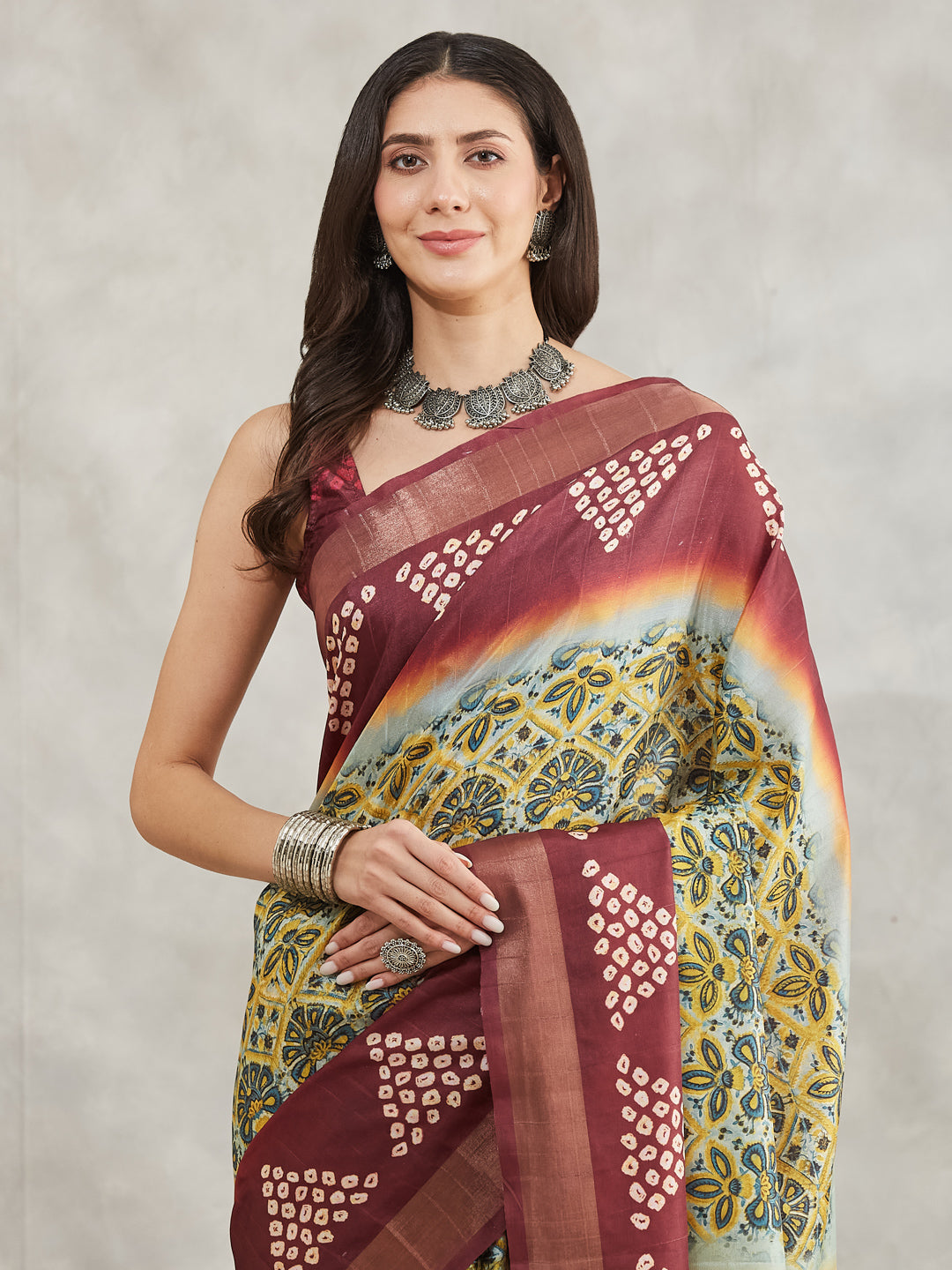 Women's Yellow Silk Blend Ethnic Motifs Printed Printed Saree with Blouse Piece