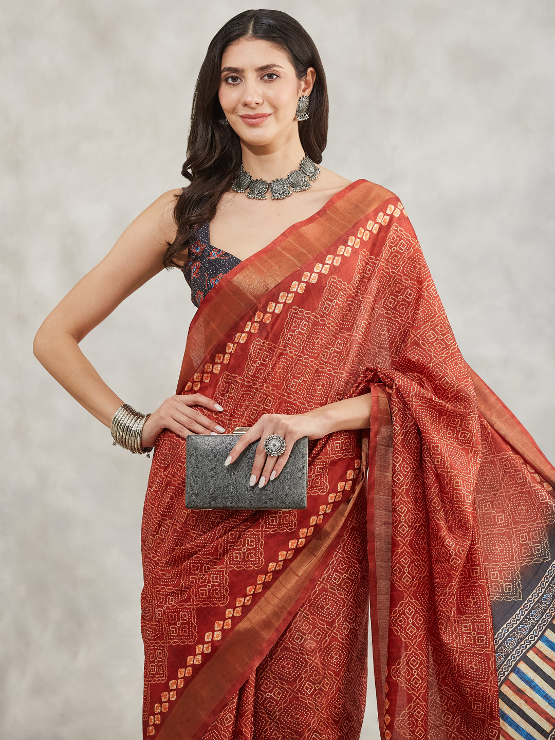 Women's Rust Orange Silk Blend Bandhani Printed Printed Saree with Blouse Piece