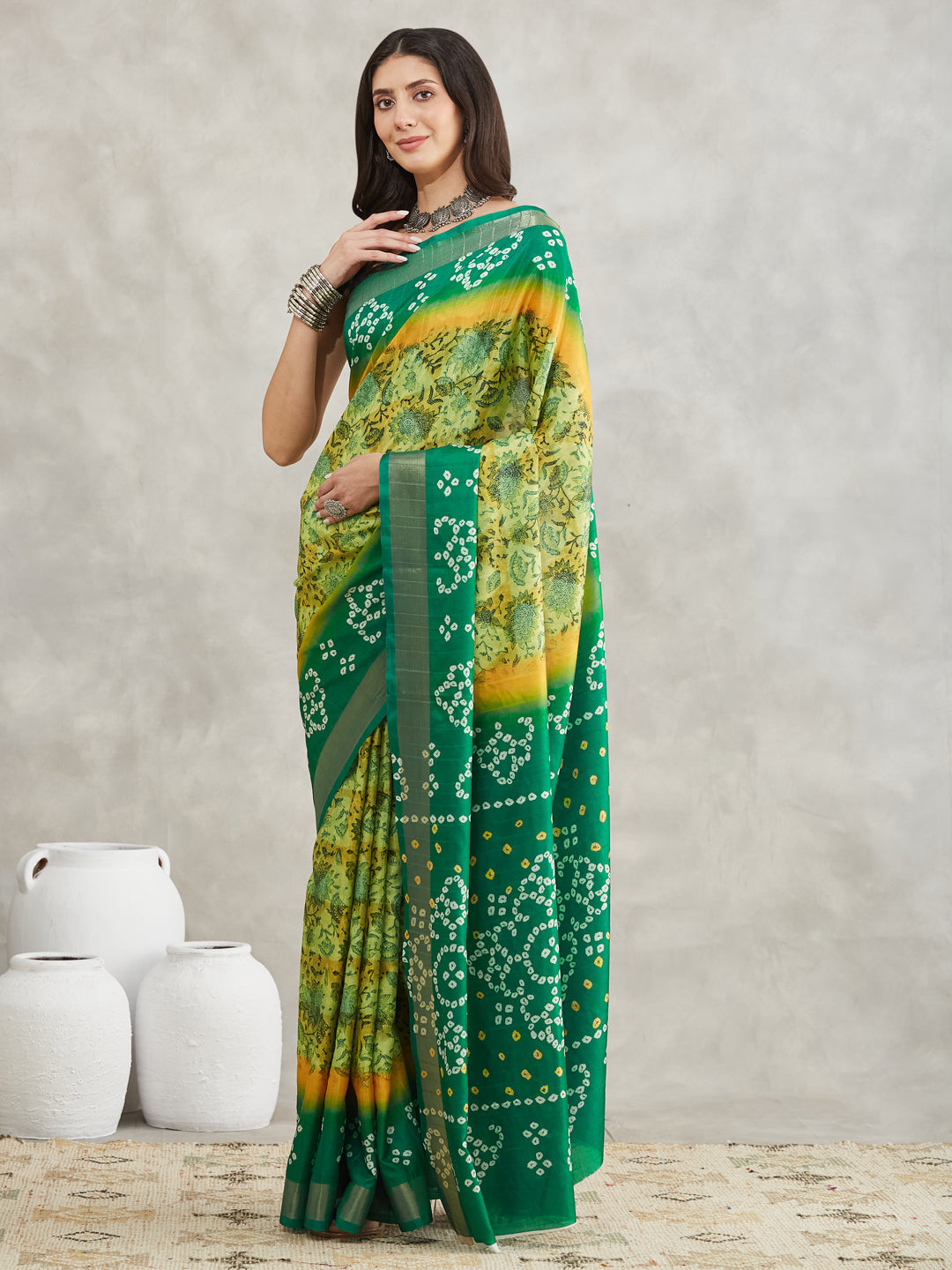 Women's Mustard & Green Silk Blend Bandhani Printed Printed Saree with Blouse Piece