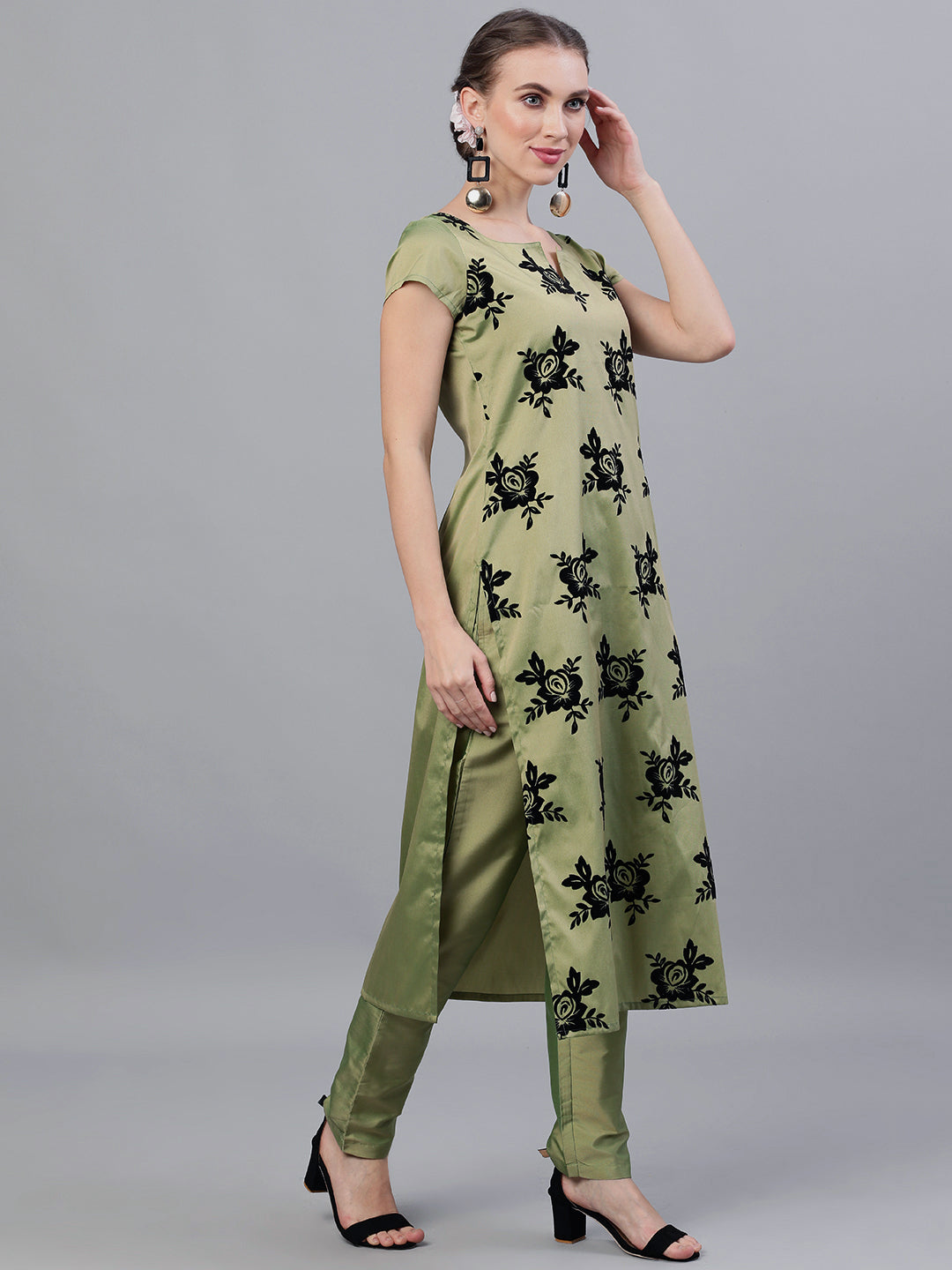 Green Floral Print Kurta With Pant - Elganza