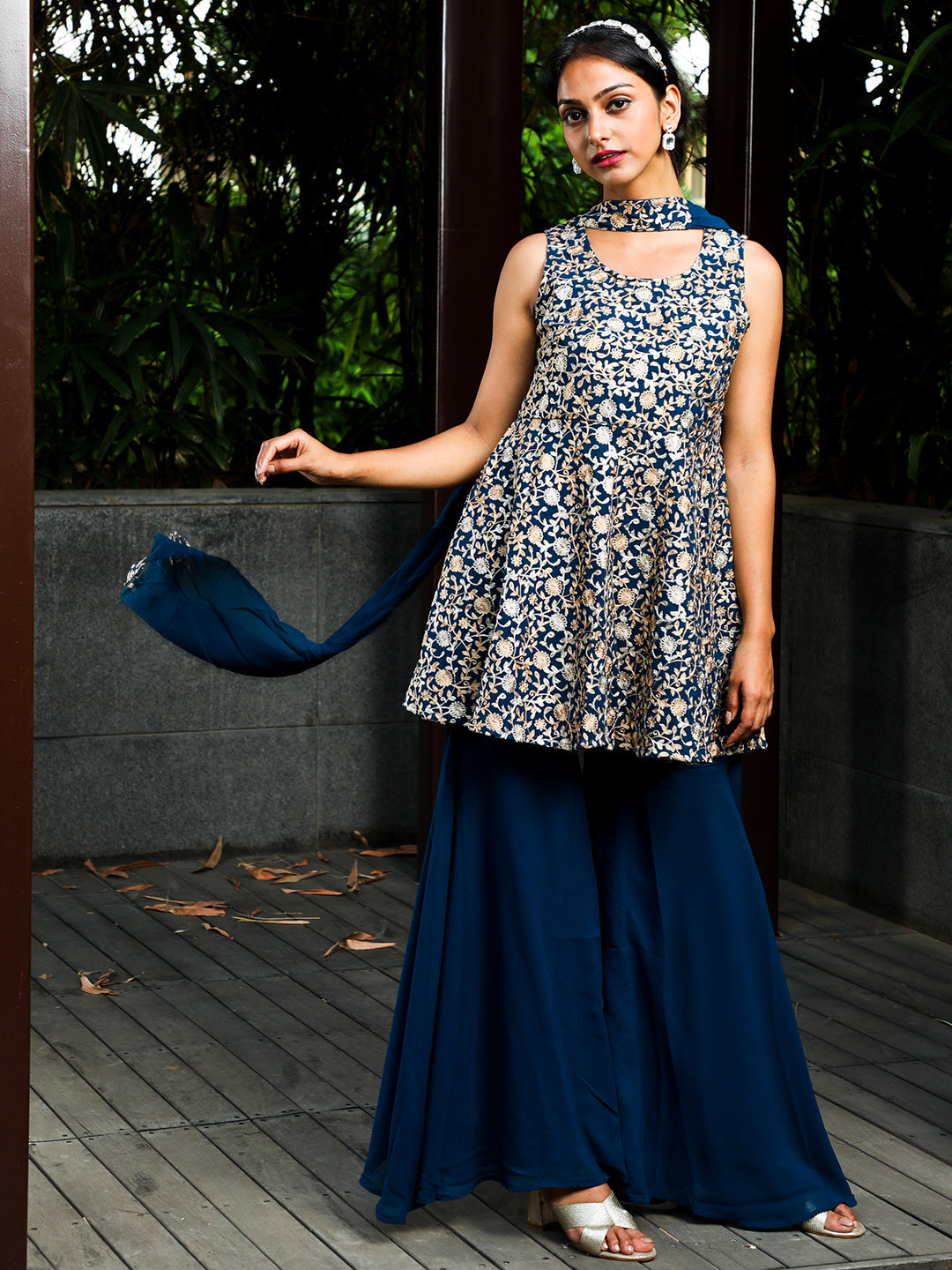 Blue Embroidered Couple Combo - Elganza
