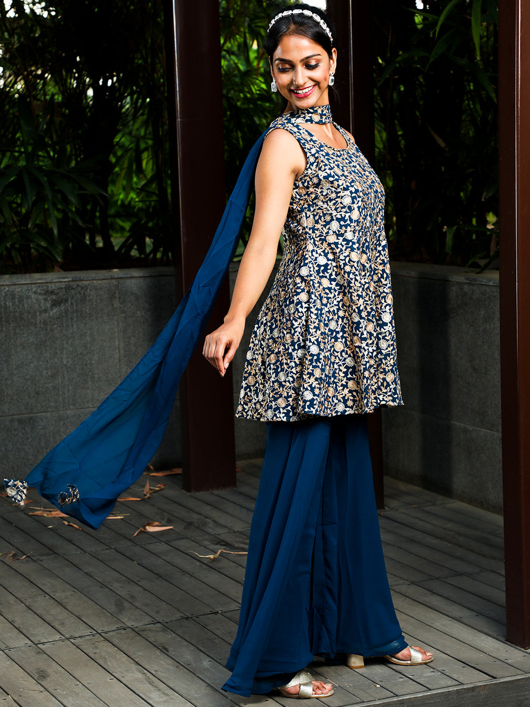 Blue Embroidered Couple Combo - Elganza