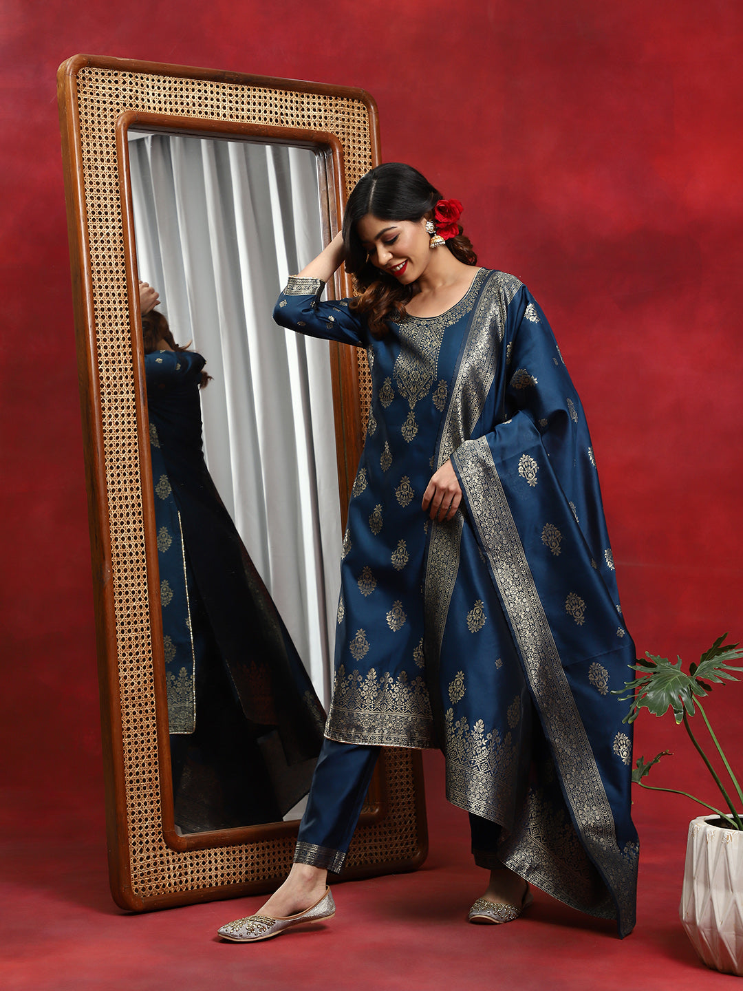 Blue Woven Designed Kurta Pant With Dupatta - Elganza