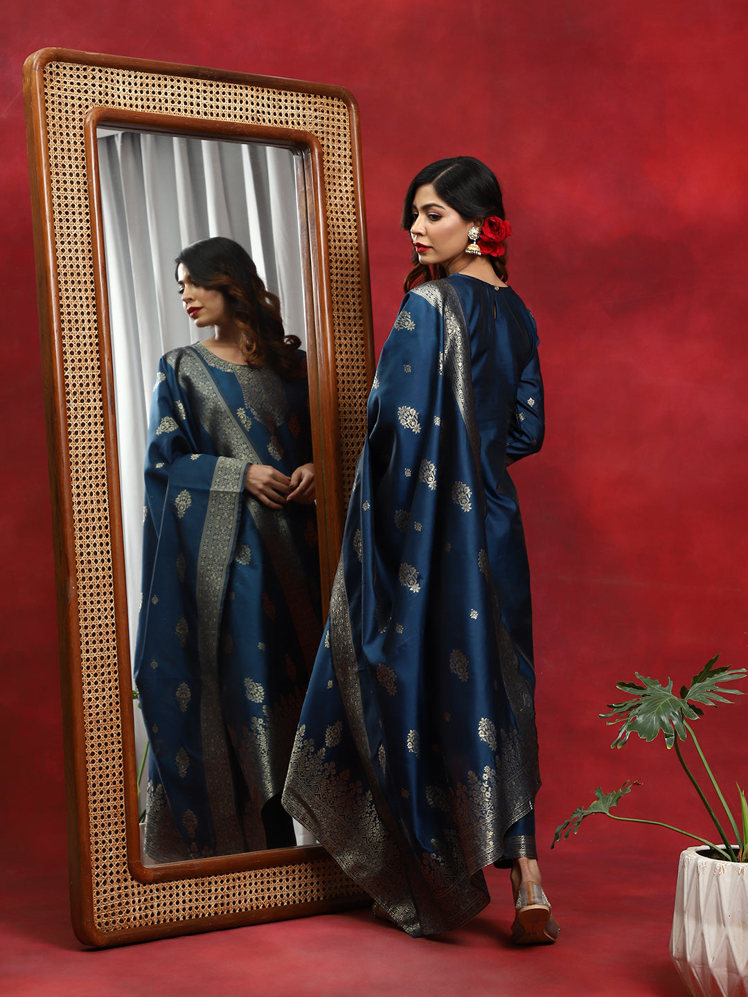 Blue Woven Designed Kurta Pant With Dupatta - Elganza
