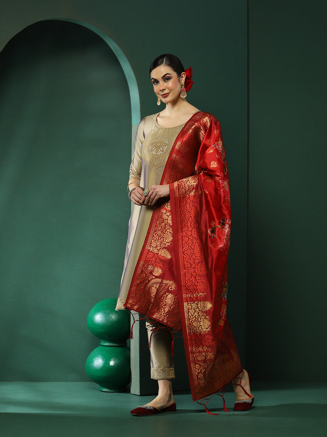 Beige Kurta Pant With Banarsi Dupatta - Elganza