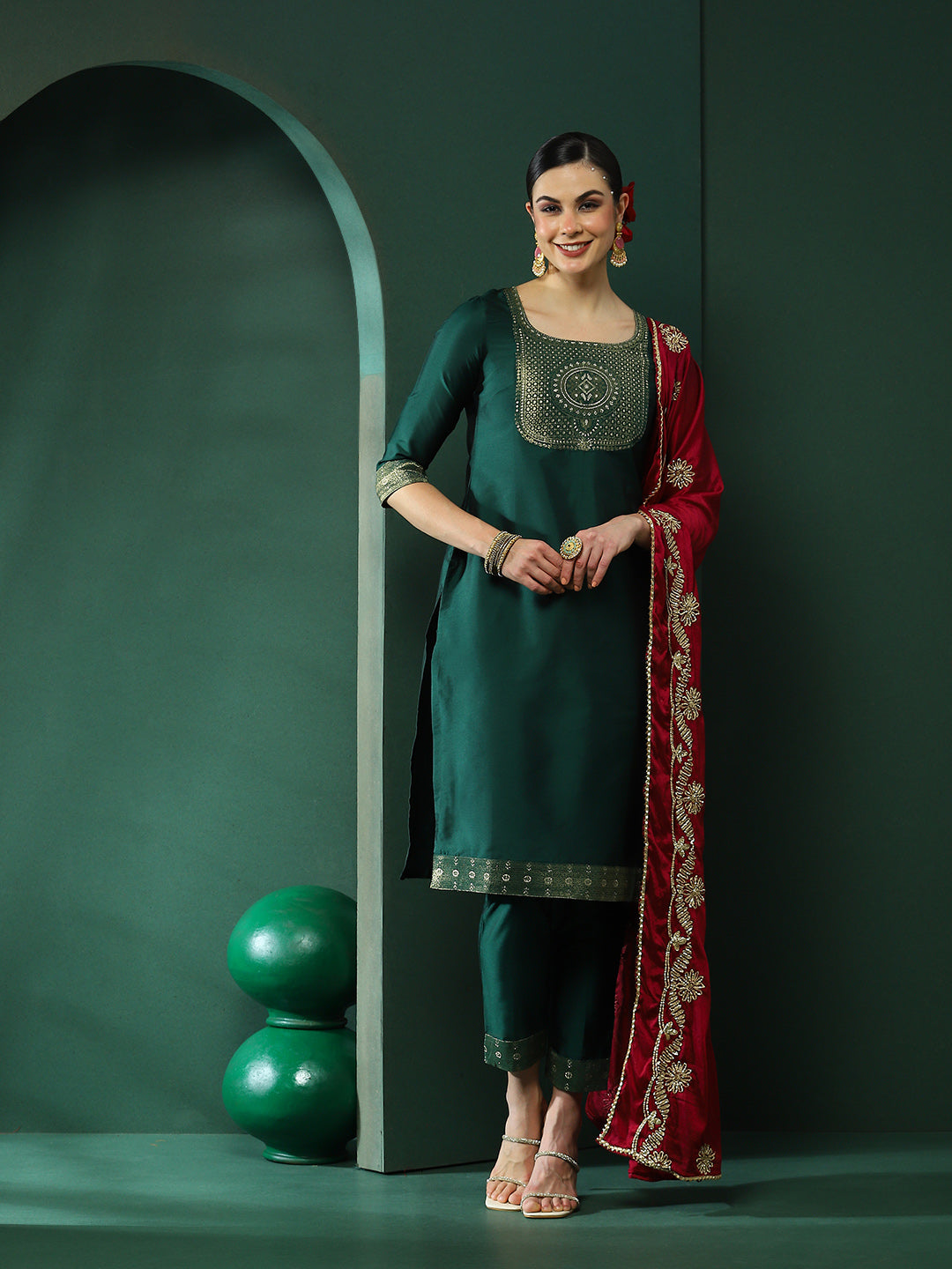Green Kurta Pant With Gota Work Dupatta - Elganza