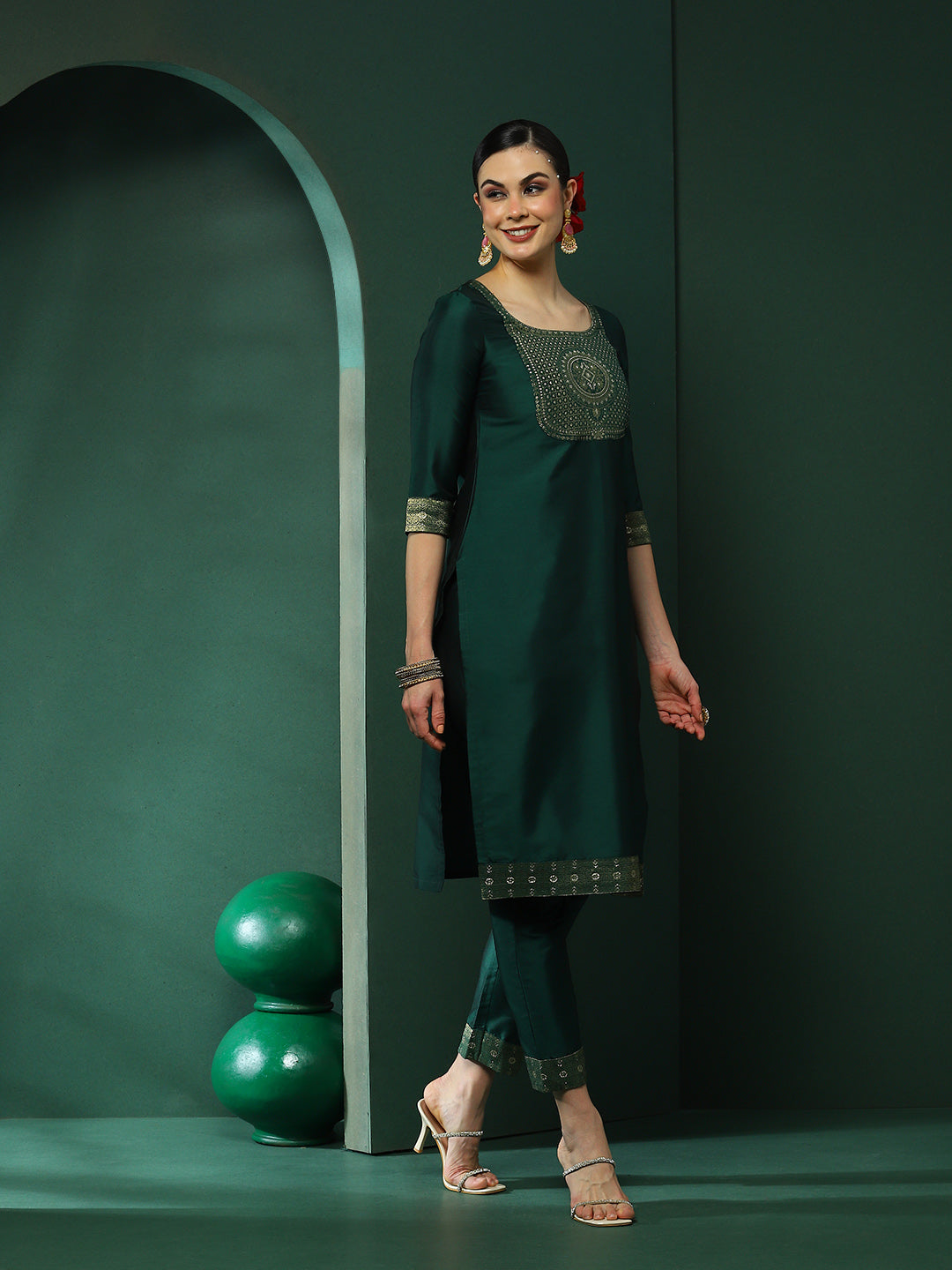 Green Kurta Pant With Gota Work Dupatta - Elganza