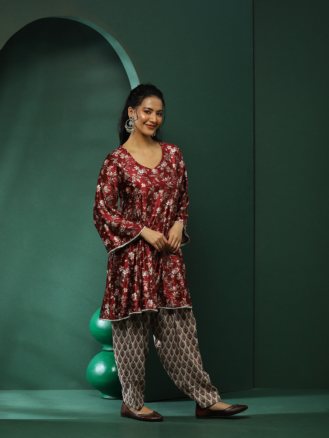 Maroon Floral Print Pakistani Kurta Salwar With Dupatta - Elganza