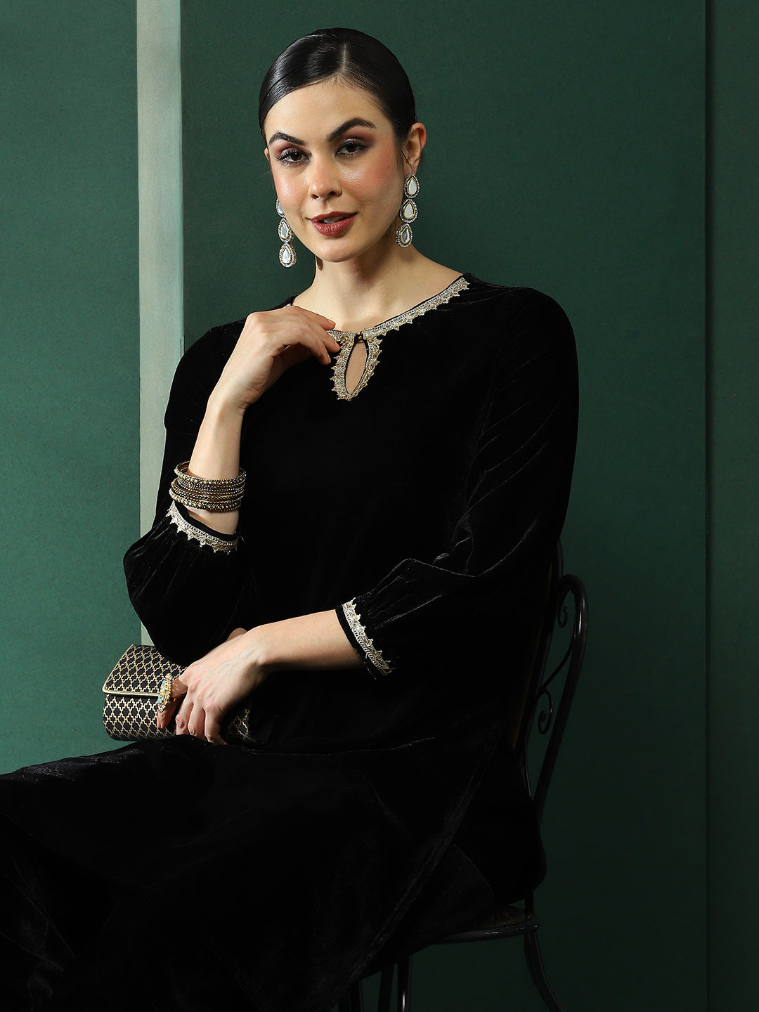 Black Kurta With Pakistani Salwar - Elganza