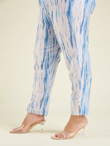 Women's Plus Size Blue Silk Blend Tie & Dye Yoke Embroidered Straight Kurta Pant Set