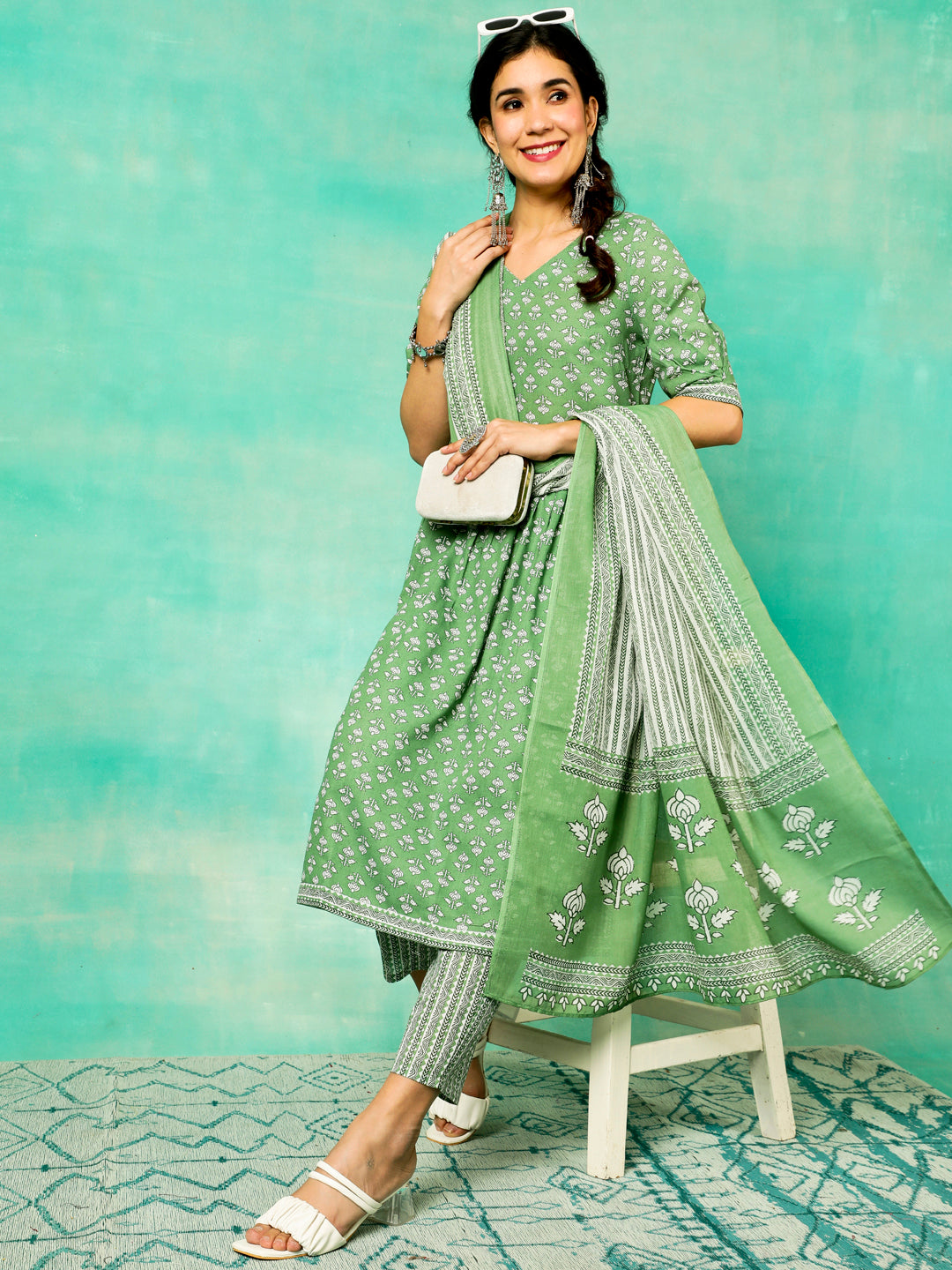 Green Ethnic Motifs Nyra-Cut Kurta Pant With Dupatta - Elganza