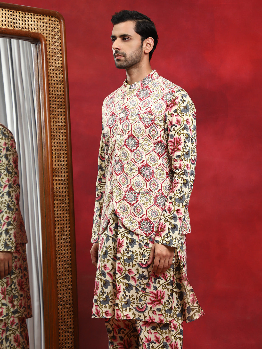 Cream Floral Print Kurta Pyjama With Nehru Jacket