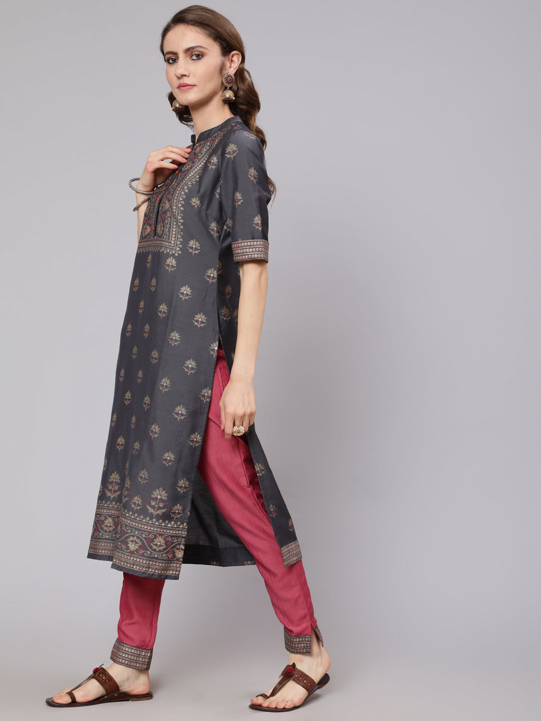 Grey & Pink Placement Print Kurta With Pant - Elganza