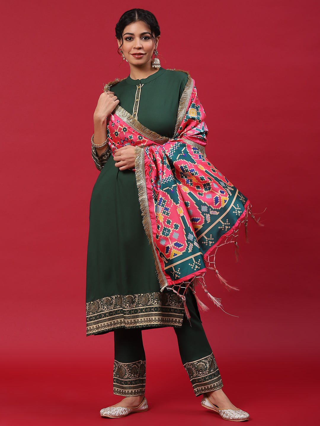 Green Gold Printed Kurta Pant With Embellished Dupatta - Elganza