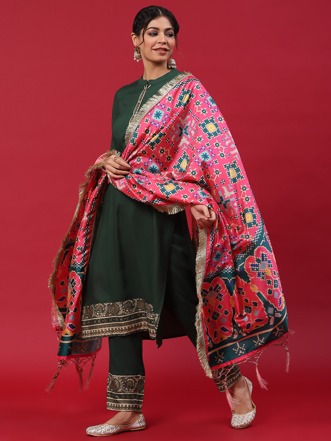 Green Gold Printed Kurta Pant With Embellished Dupatta - Elganza
