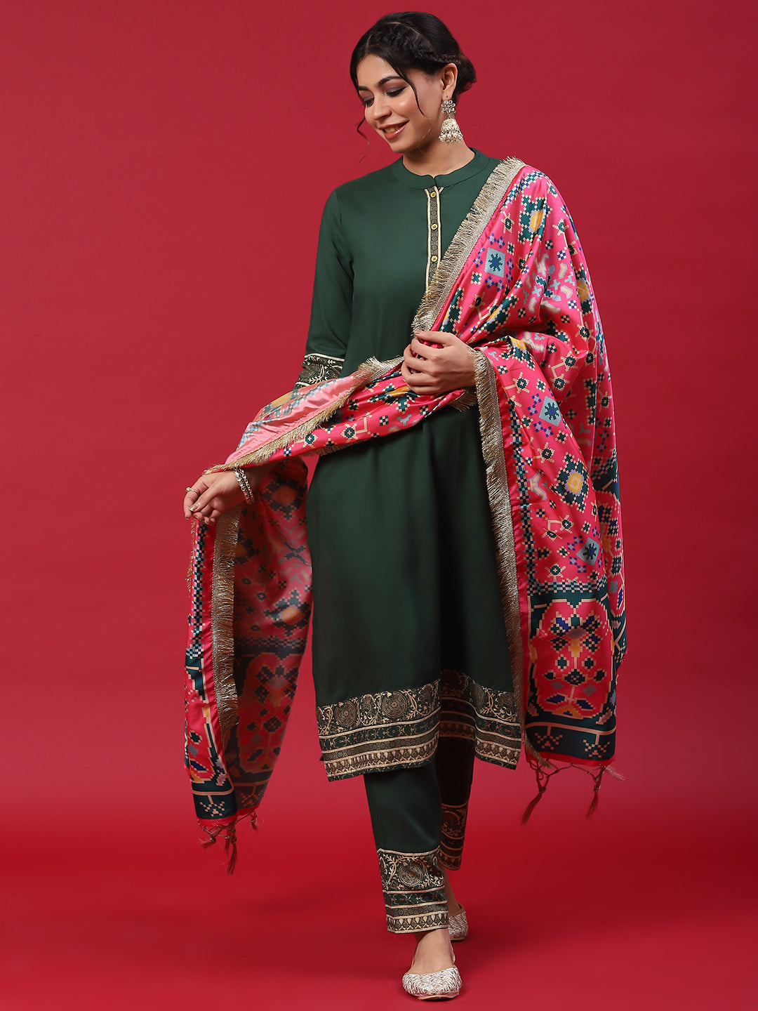 Green Gold Printed Kurta Pant With Embellished Dupatta - Elganza