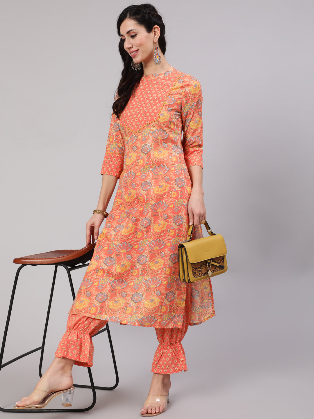 Peach Floral Print Kurta With Balloon Pant - Elganza