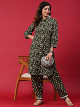 Green Floral Print Pakistani Kurta With Salwar - Elganza