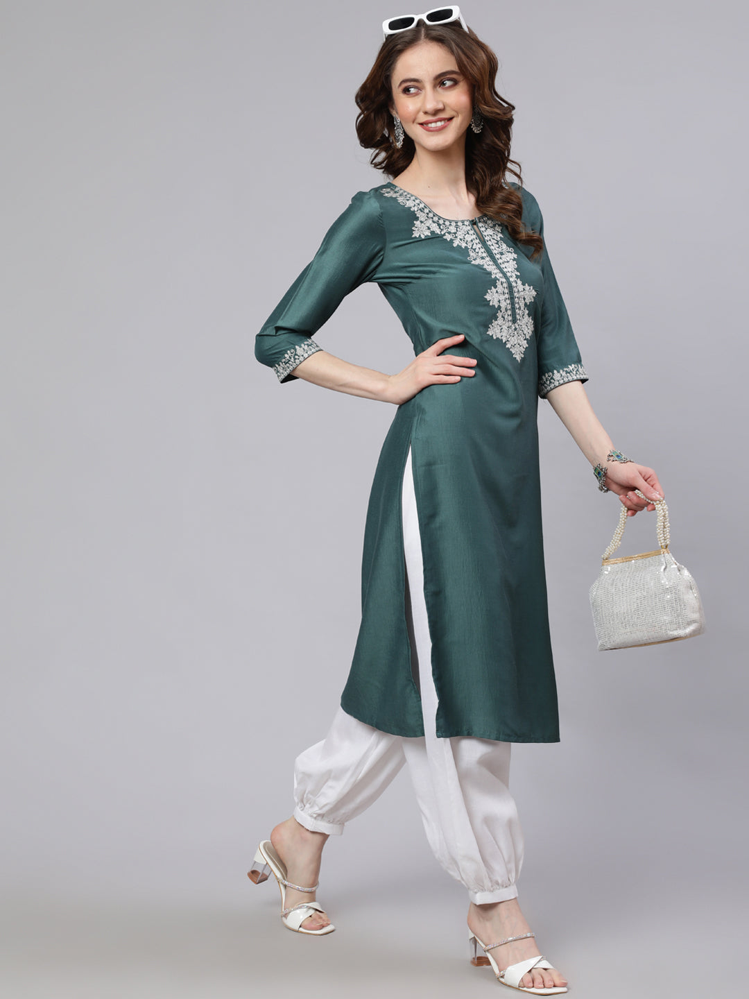 Blue Embroidered Straight Kurta - Elganza