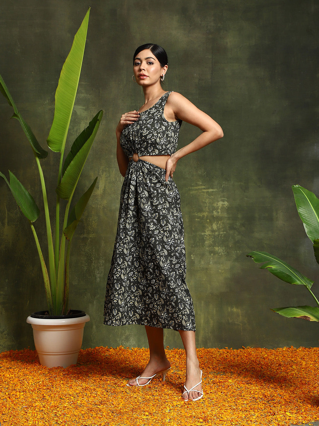 Green Floral Print Cut-Out Midi Dress - Elganza