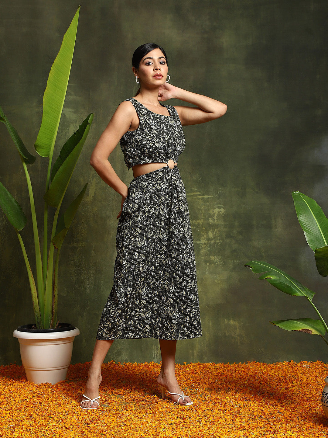Green Floral Print Cut-Out Midi Dress - Elganza