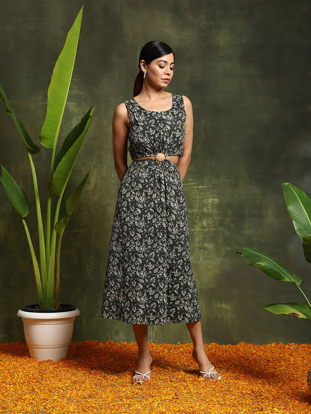 Green Floral Print Cut-Out Midi Dress - Elganza