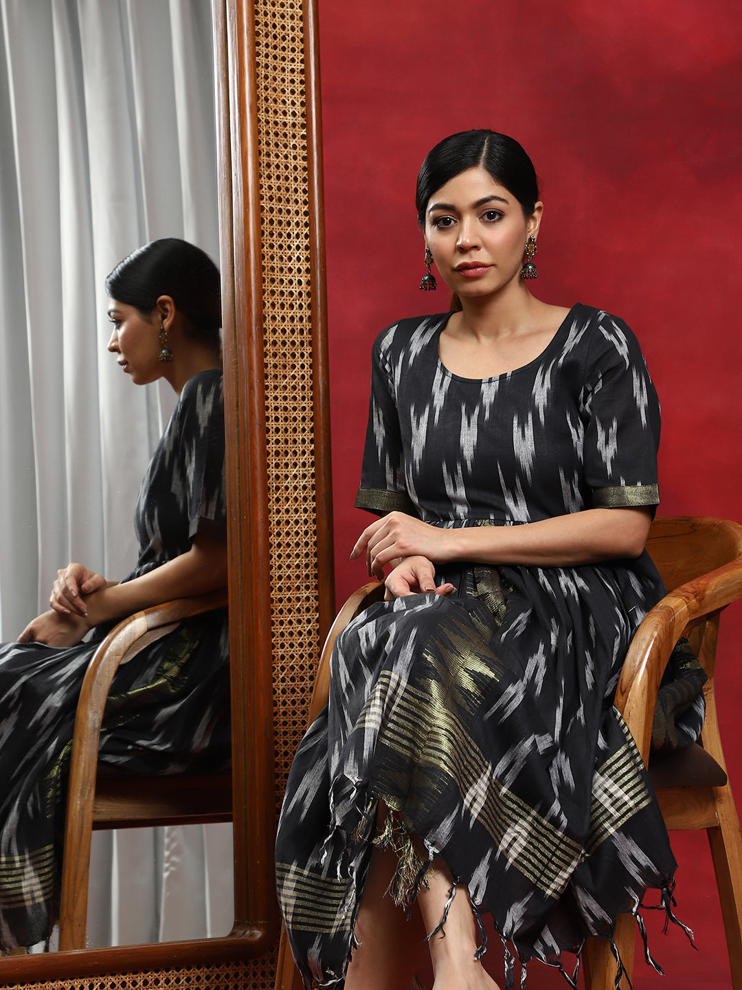 Black Ikat Gathered Dress - Elganza